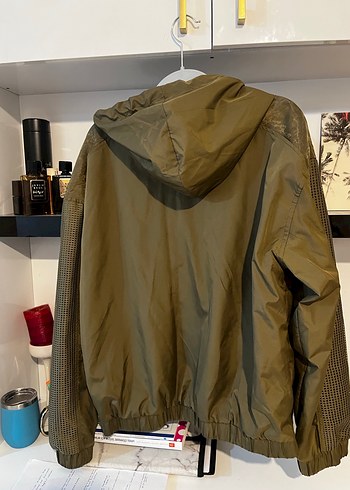 Haki renkte yağmurluk - Görsel 5