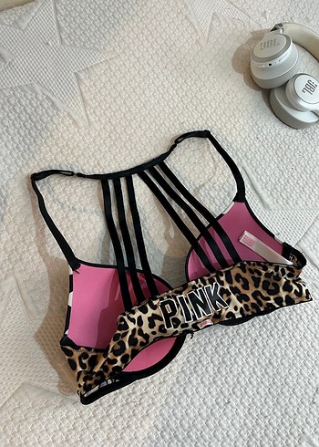 Victoria s Secret 34