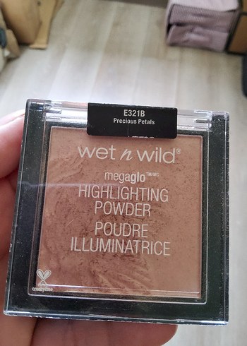 wetn wild precious pearls aydinlatici - Görsel 3