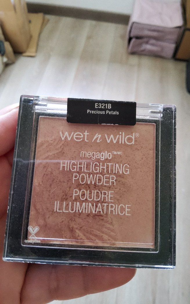 wetn wild precious pearls aydinlatici - Görsel 3