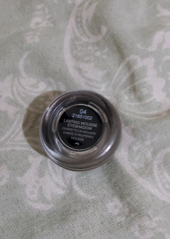 kiko lasting mousse far 04 rengi - Görsel 2