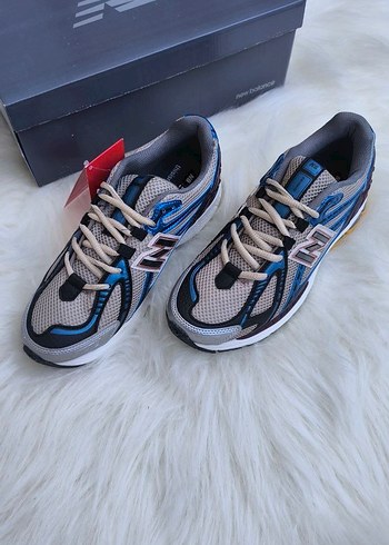 New Balance  Gri Spor Ayakkabı - Görsel 5