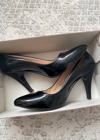 Siyah rugan Stiletto Topuklu - Görsel 3