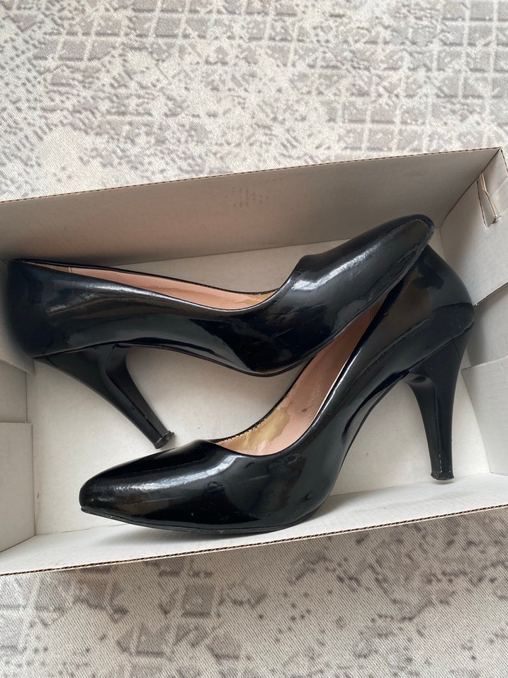 Siyah rugan Stiletto Topuklu - Görsel 3