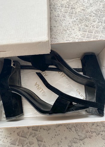 Tek bant kalın topuklu ayakkabı - Görsel 3