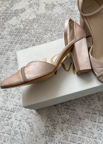Pudra saten kalın topuklu ayakkabı - Görsel 2