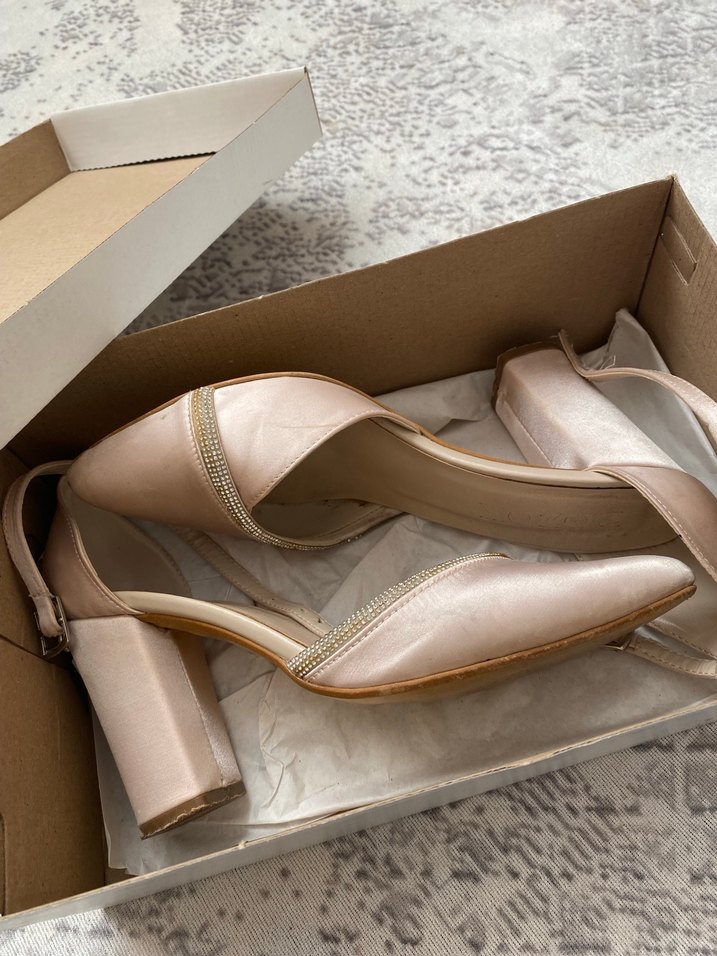 Pudra saten kalın topuklu ayakkabı - Görsel 4