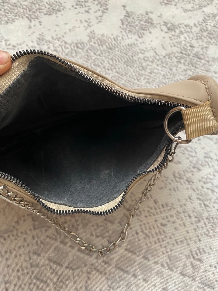 Zincir Askılı Bej Çanta - Görsel 3