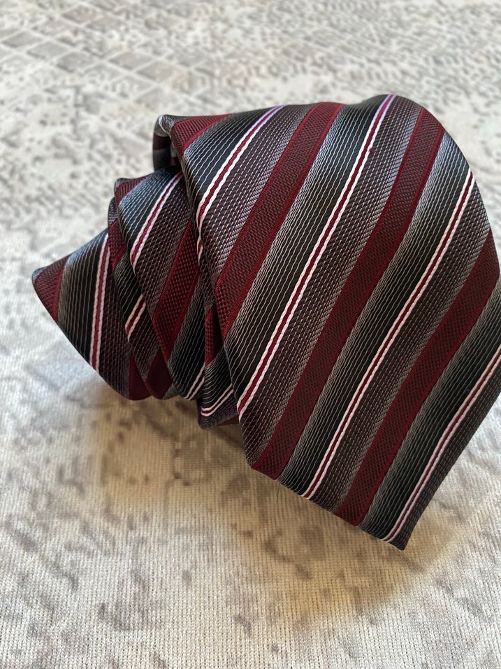 Bordo Çizgili Kravat - Görsel 4