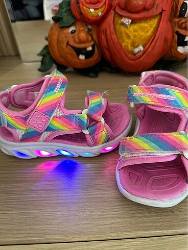 24 Beden çeşitli Renk Skechers Bebek Sandalet