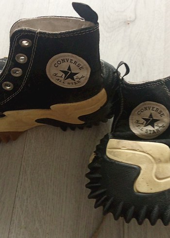 Converse Kahverengi Parlak Dolgu Topuklu Bağcıklı Kadın Spor Ayakkabı