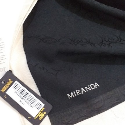 #monogram şal dır yeni kullanılmamış 
