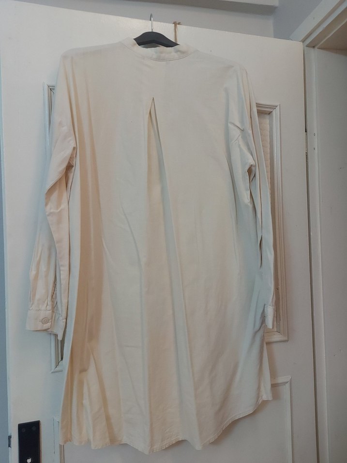 Beyaz Uzun Kollu Keten Midi Gömlek - Görsel 4