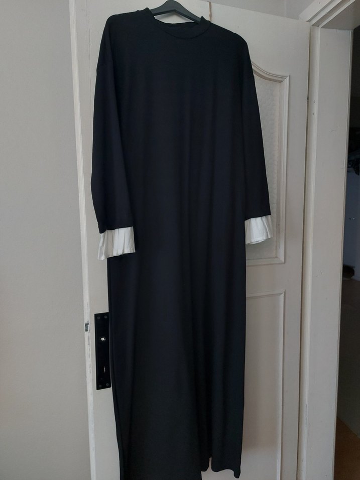 Siyah Modern Düz Elbise - Görsel 2