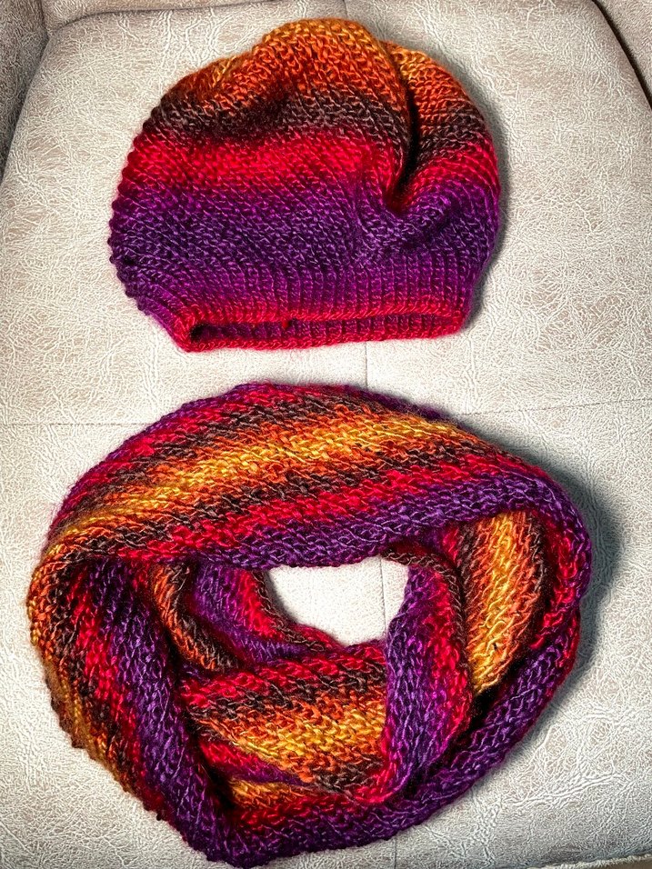 Renkli Örgü Kadın Bere ve Boyunluk - Görsel 2