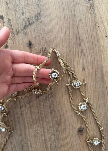 Zara Altın Renkli İşlemeli Zincirli Kadın Kemer - Görsel 6