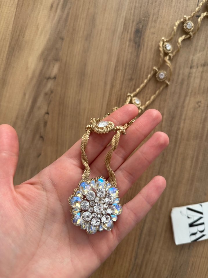 Zara Altın Renkli İşlemeli Zincirli Kadın Kemer - Görsel 2