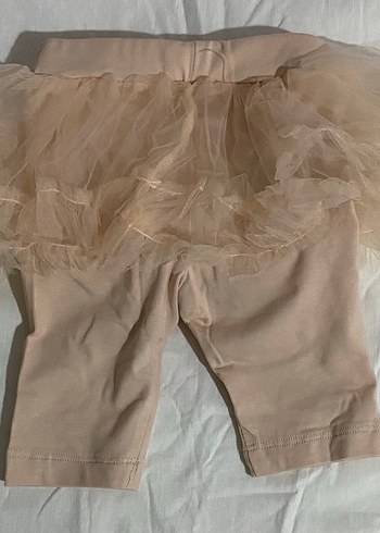 HelloBaby Kız Bebek Bej Fırfırlı Dar Kesim Pantolon