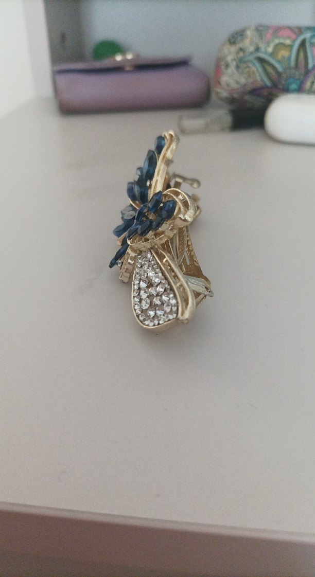 Mavi Taşlı Kelebek Figürlü Toka - Görsel 2