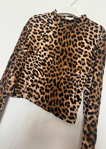 Kahverengi Leopar Desenli Uzun Kollu Bluz - Görsel 2
