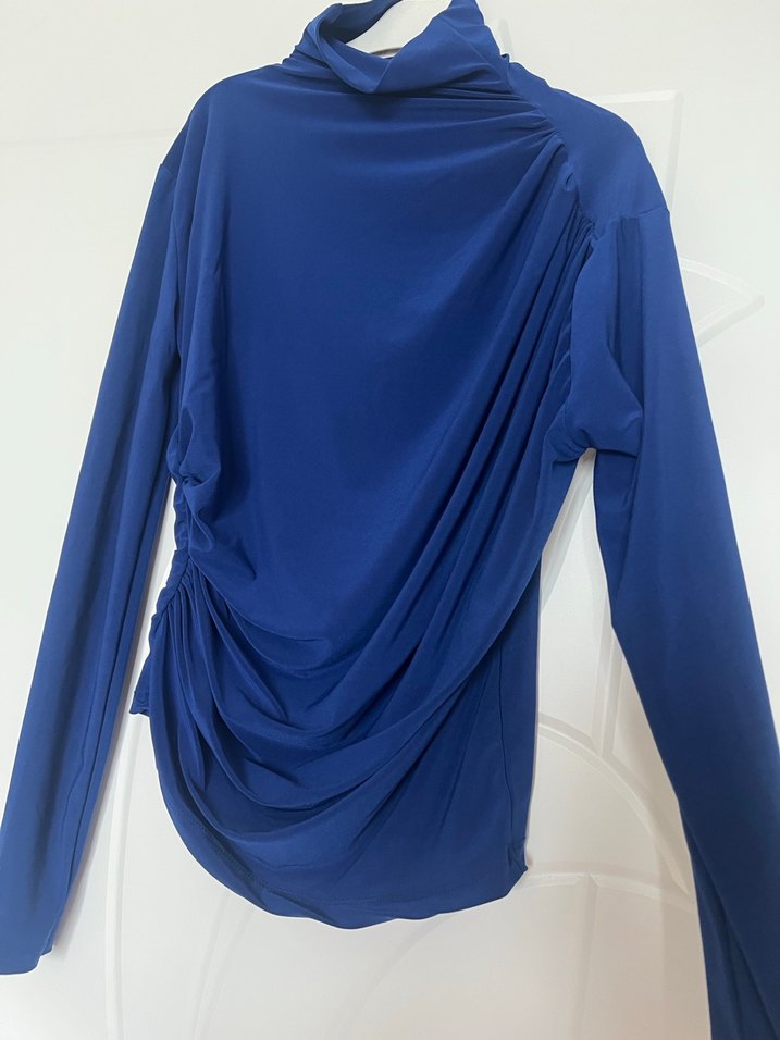 Drapeli Yüksek Yakalı Mavi Kadın Bluz - Görsel 2