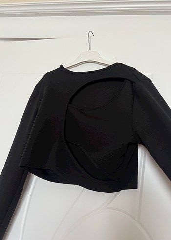 Siyah Uzun Kollu Mini Bluz Yırtmaç Detaylı - Görsel 3