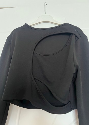 Siyah Uzun Kollu Mini Bluz Yırtmaç Detaylı - Görsel 2