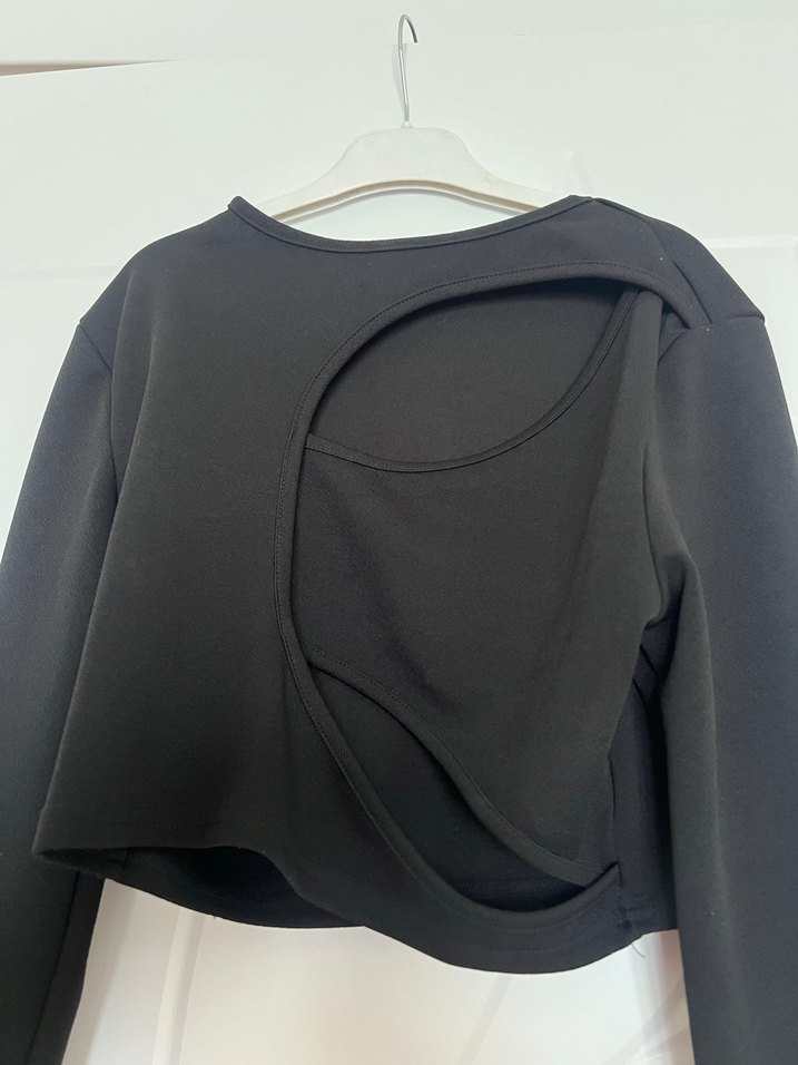 Siyah Uzun Kollu Mini Bluz Yırtmaç Detaylı - Görsel 2