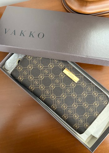 Beden Vakko Kahverengi Deri Fermuarlı Kadın Cüzdan