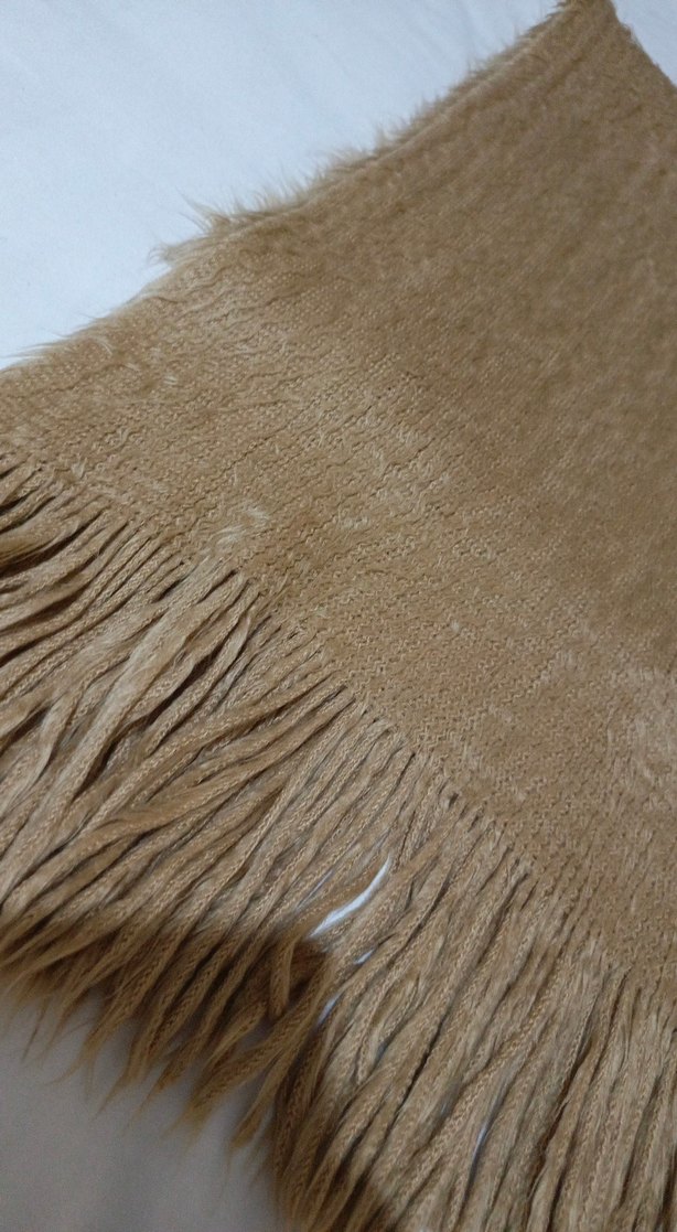 Bej Püsküllü Kadın Bohem Atkı - Görsel 3