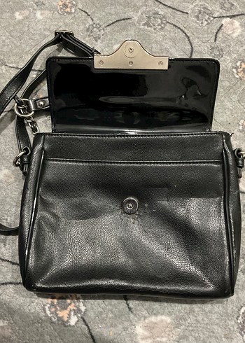 Siyah Deri Tokalı Kadın Çanta - Görsel 5