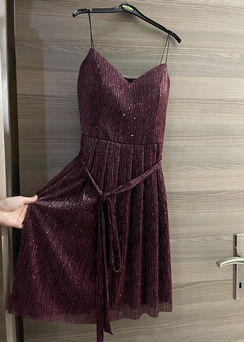 40 Beden Bordo Pilili Mini Abiye Elbise