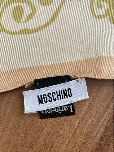 Moschino marka ithal ürün