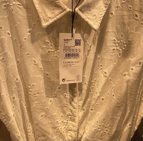 42 Beden Zara işlemeli elbise