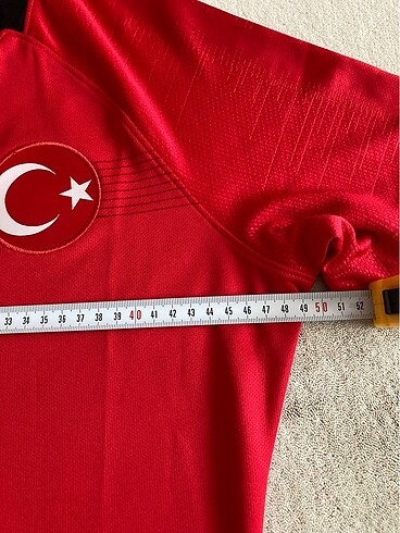 m Beden kırmızı Renk Orijinal forma