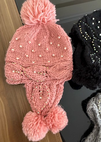 İnci Detaylı Gri Örgü Kadın Bere - Görsel 3