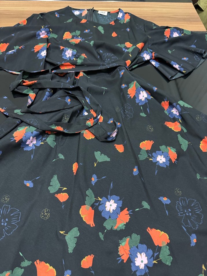 Çiçek Desenli, Fermuarlı Kadın Elbise - Görsel 4