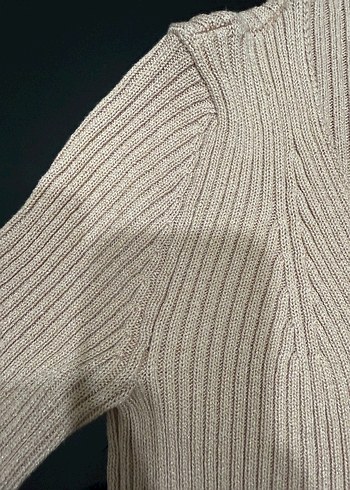 Pudra rengi Düğmeli V Yakalı Kadın Hırka - Görsel 3