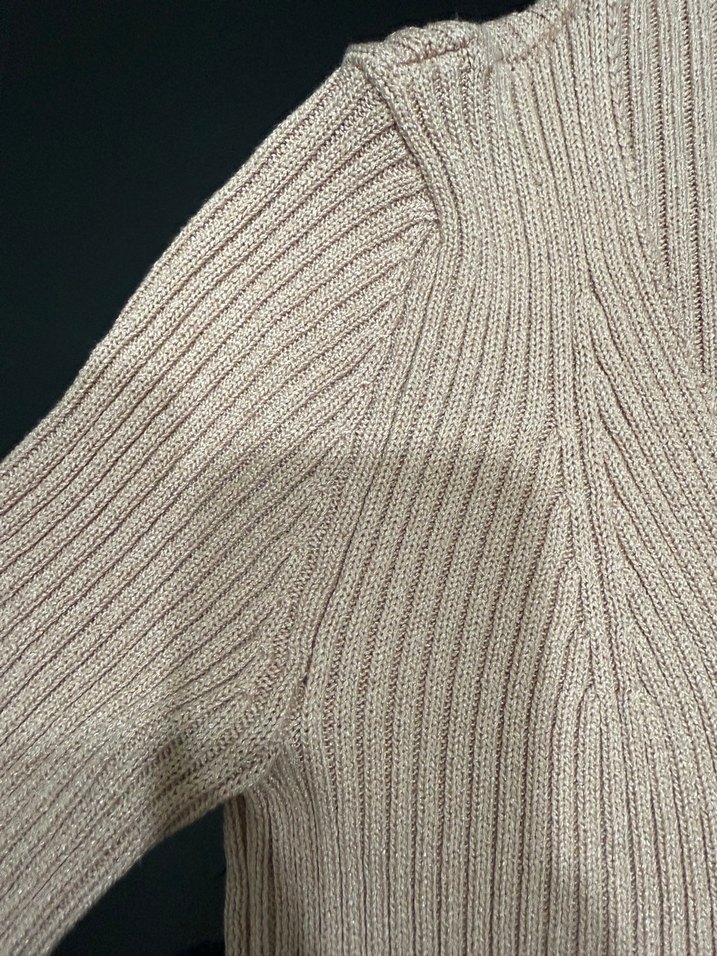 Pudra rengi Düğmeli V Yakalı Kadın Hırka - Görsel 3