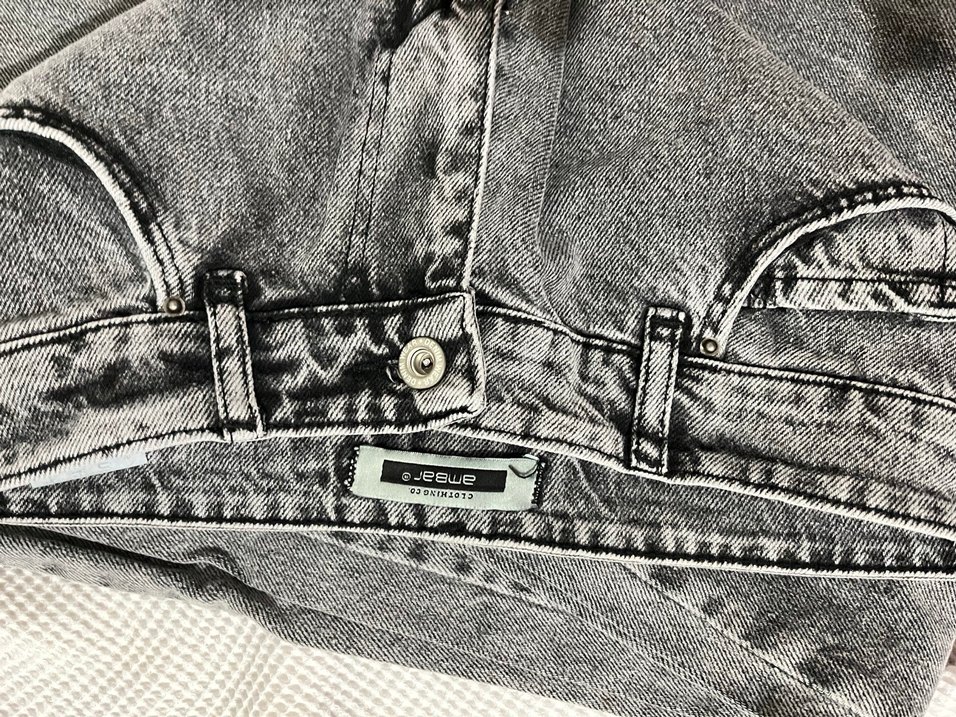 Gri Düğmeli Bol Kesim  Kot Pantolon - Görsel 3