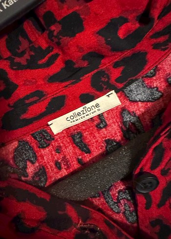 Kırmızı Yarım gömlek - Görsel 3