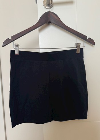 Siyah Basic Mini Etek
H&M - Görsel 2