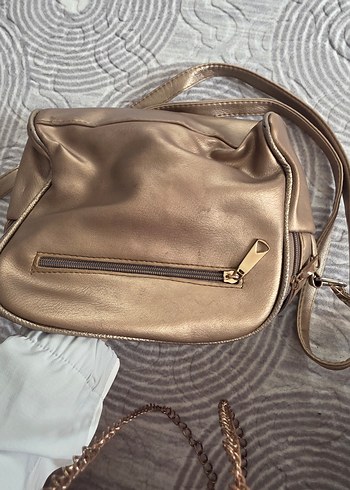 Bej Parlak Deri Kadın Omuz Çantası - Görsel 6