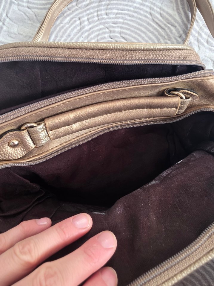 Bej Parlak Deri Kadın Omuz Çantası - Görsel 5