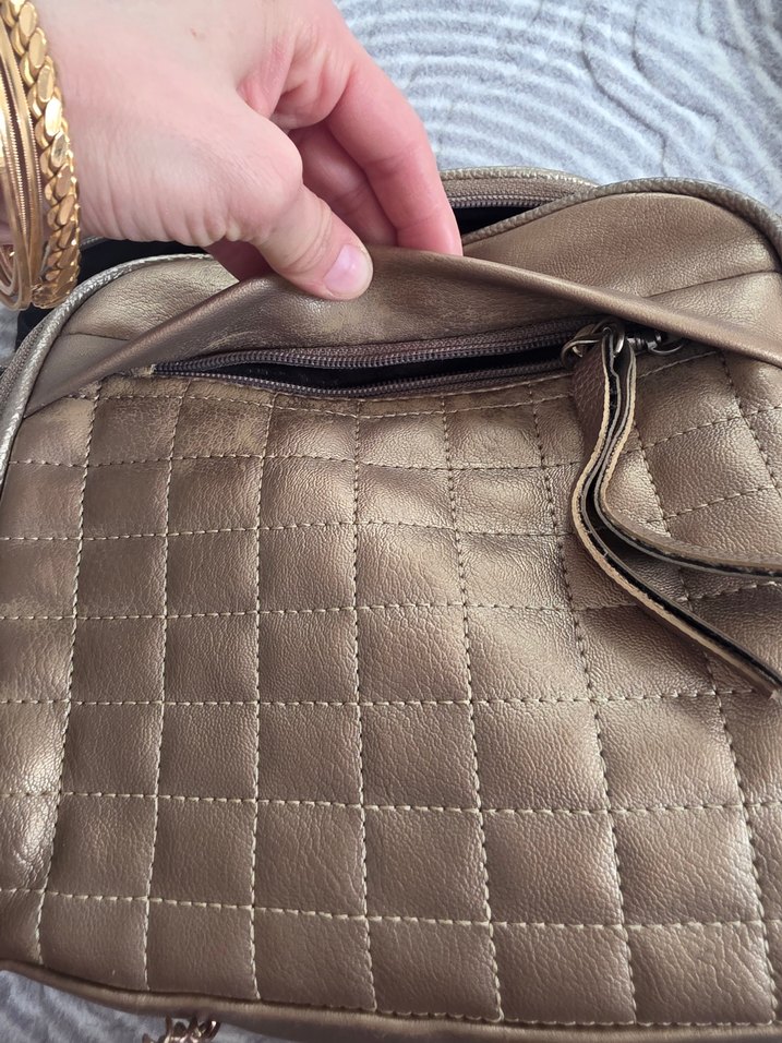 Bej Parlak Deri Kadın Omuz Çantası - Görsel 4