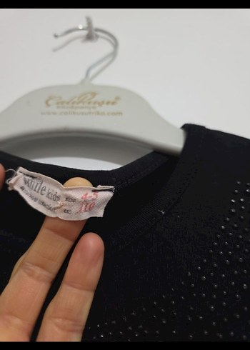 Kız Çocuk Siyah Kırmızı Dantel Kollu Elbise - Görsel 2