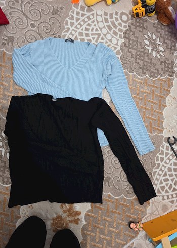 Mavi V Yaka Örgü Kadın Kazak - Görsel 4