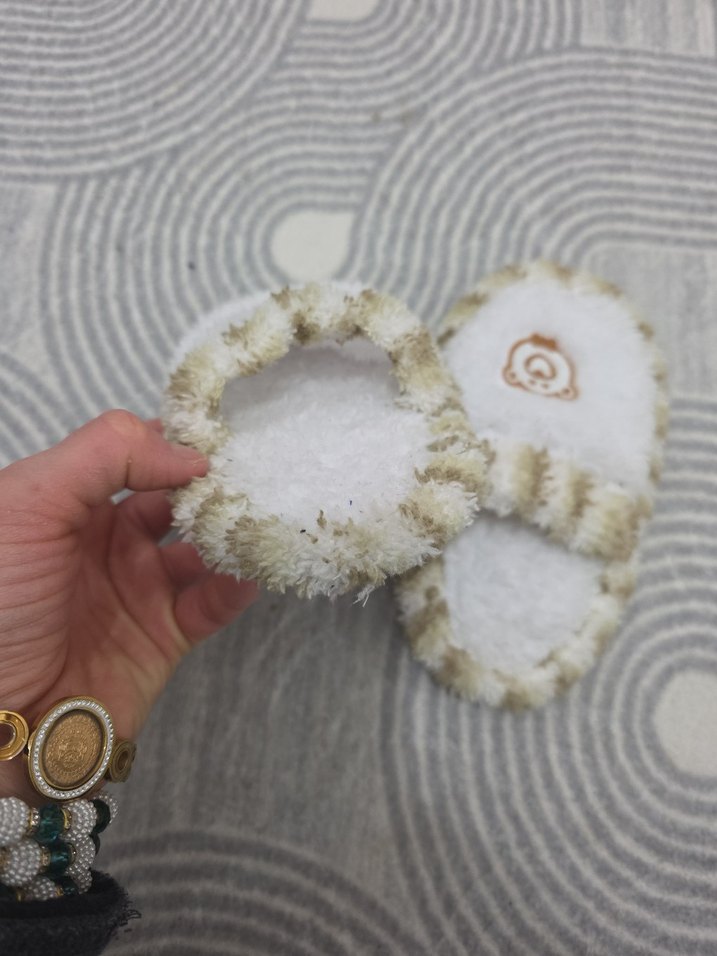 Kız Çocuk Örgü Beyaz Ev Terliği - Görsel 4