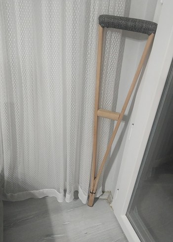 Medikal Ahşap Koltuk Değneği - Görsel 2