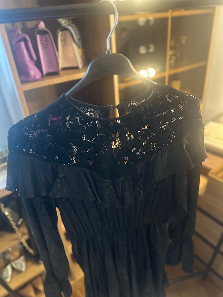 Fırfırlı Siyah Gotik Midi Elbise - Görsel 3